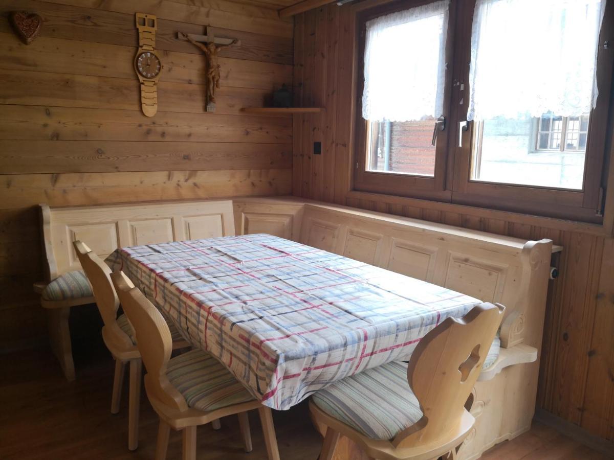 Appartement Haus Seiler à Goms Extérieur photo
